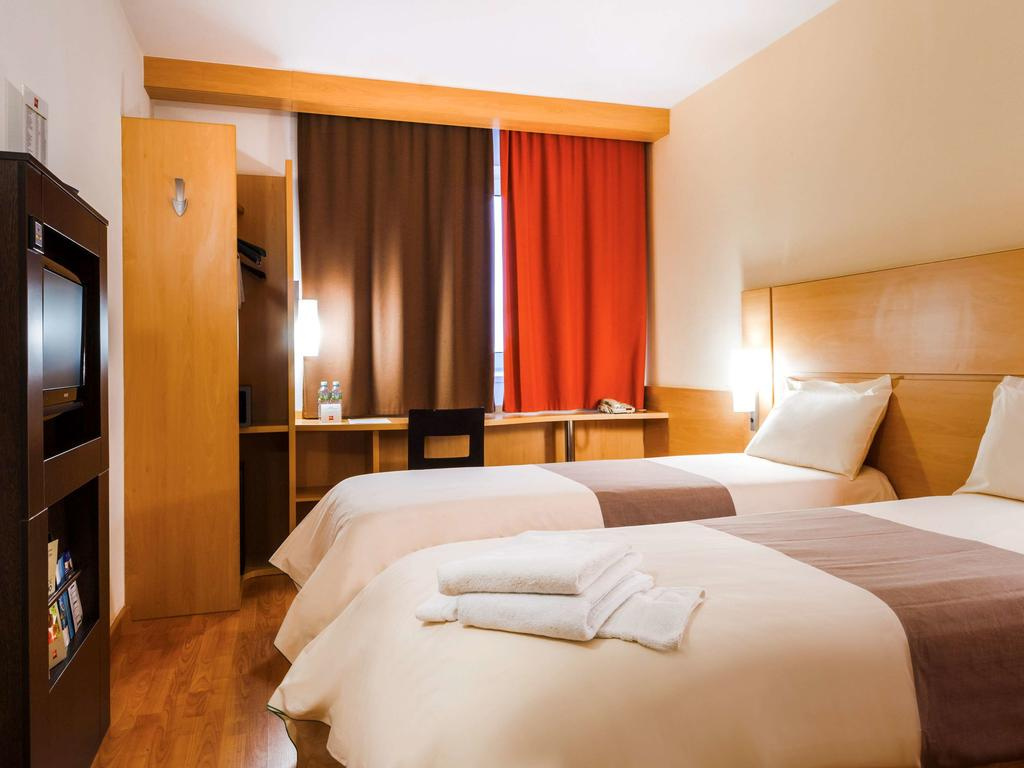 Infrastructure for the “Guest Wi-Fi at Ibis Samara 3*” project